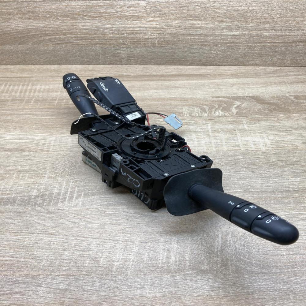 8200058679 61760008  Wiper turn signal indicator stalk/switch Renault Clio II