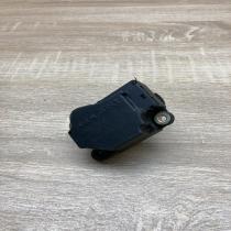74931D   Air flap motor/actuator Volvo S60