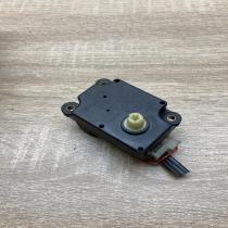 74935C 191008 C  Air flap motor/actuator Volvo V70