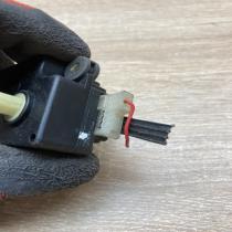 74935C 191008 C  Air flap motor/actuator Volvo V70