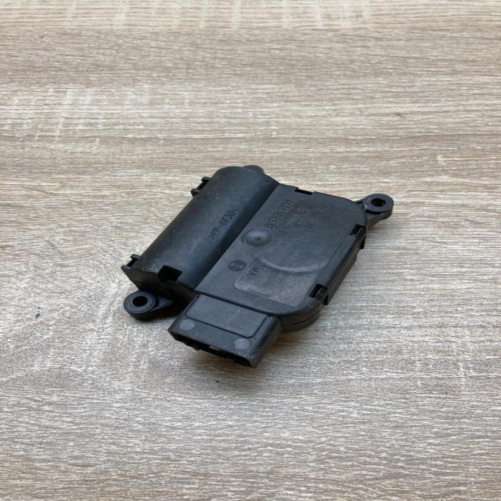 4F0820511 0132801358  Air flap motor/actuator Audi A6 S6 C6 4F