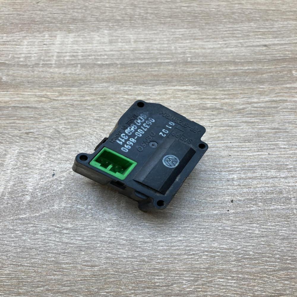 3D0959311 063700 8690  Air flap motor/actuator Volkswagen Phaeton