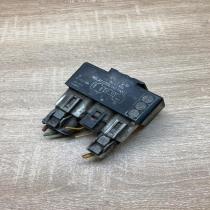 9442934 899251000  Coolant fan relay Volvo S70  V70  V70 XC