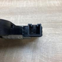 GJ6A5858X CM011050  Rear door window regulator motor Toyota Corolla Verso AR10