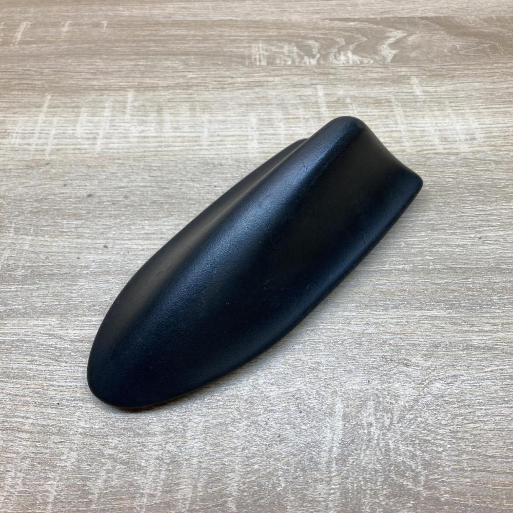30679934 13060200  Roof (GPS) antenna cover Volvo V50