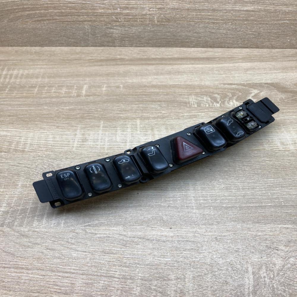 2208215851   A set of switches Mercedes-Benz S W220