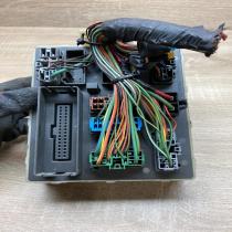 2M5T 14A073 PC 90730AB  Fuse module Ford C-MAX I