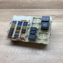 2M5T 14A073 PC 90730AB  Fuse module Ford C-MAX I