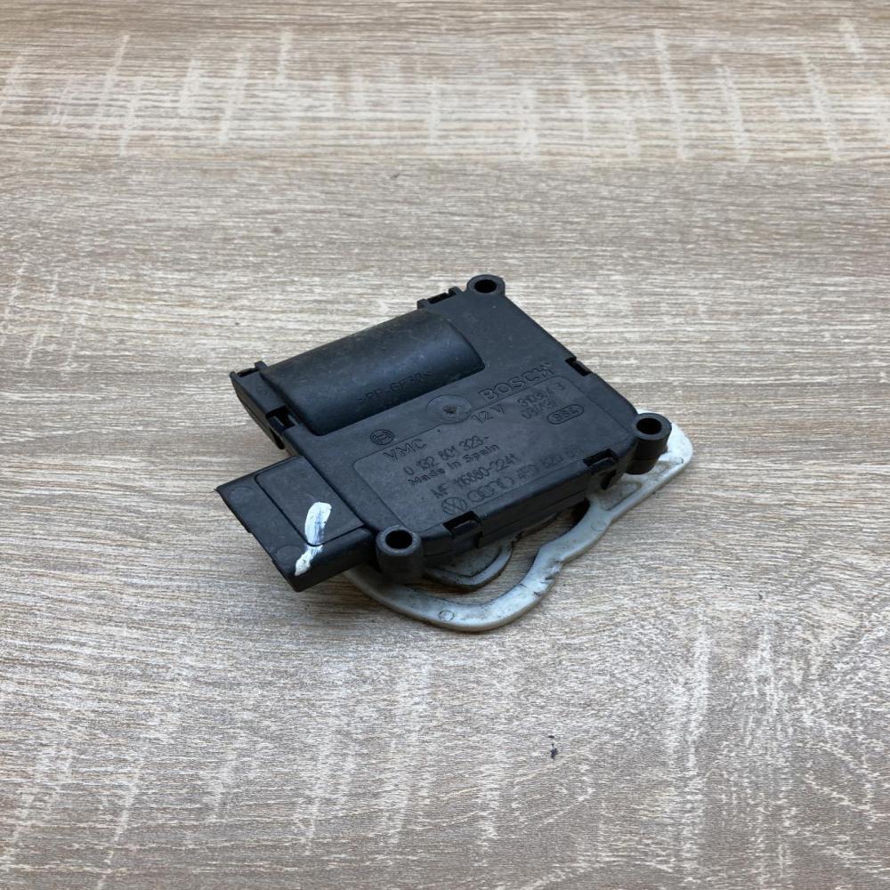 4E0820511 0132801323  Air flap motor/actuator Audi A8 S8 D3 4E
