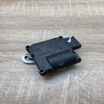 4E0820511 0132801323  Air flap motor/actuator Audi A8 S8 D3 4E