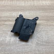 0132801363   Air flap motor/actuator Volkswagen PASSAT B6