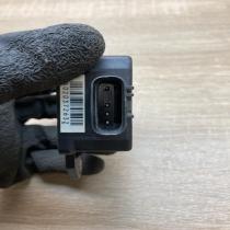 89183 60020 174500 5431  ESP acceleration yaw rate sensor Lexus IS 220D-250-350