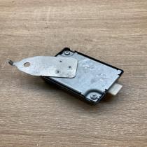 89741 42220 251300 1461  Door central lock control unit/module Toyota RAV 4 (XA3