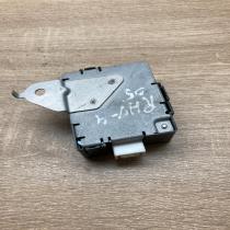 89741 42151 251300 0061  Door central lock control unit/module Toyota RAV 4 (XA2