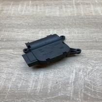 8E1820511B 0132801303  Air flap motor/actuator Audi A4 S4 B6 8E 8H