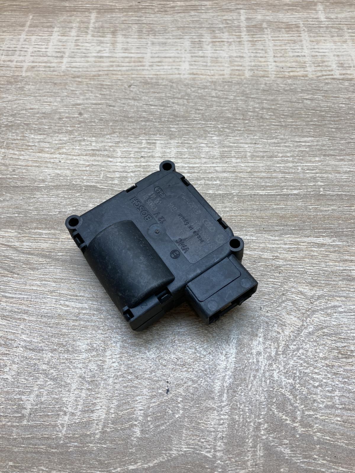 4F0820511A   Air flap motor/actuator Audi A6 S6 C6 4F