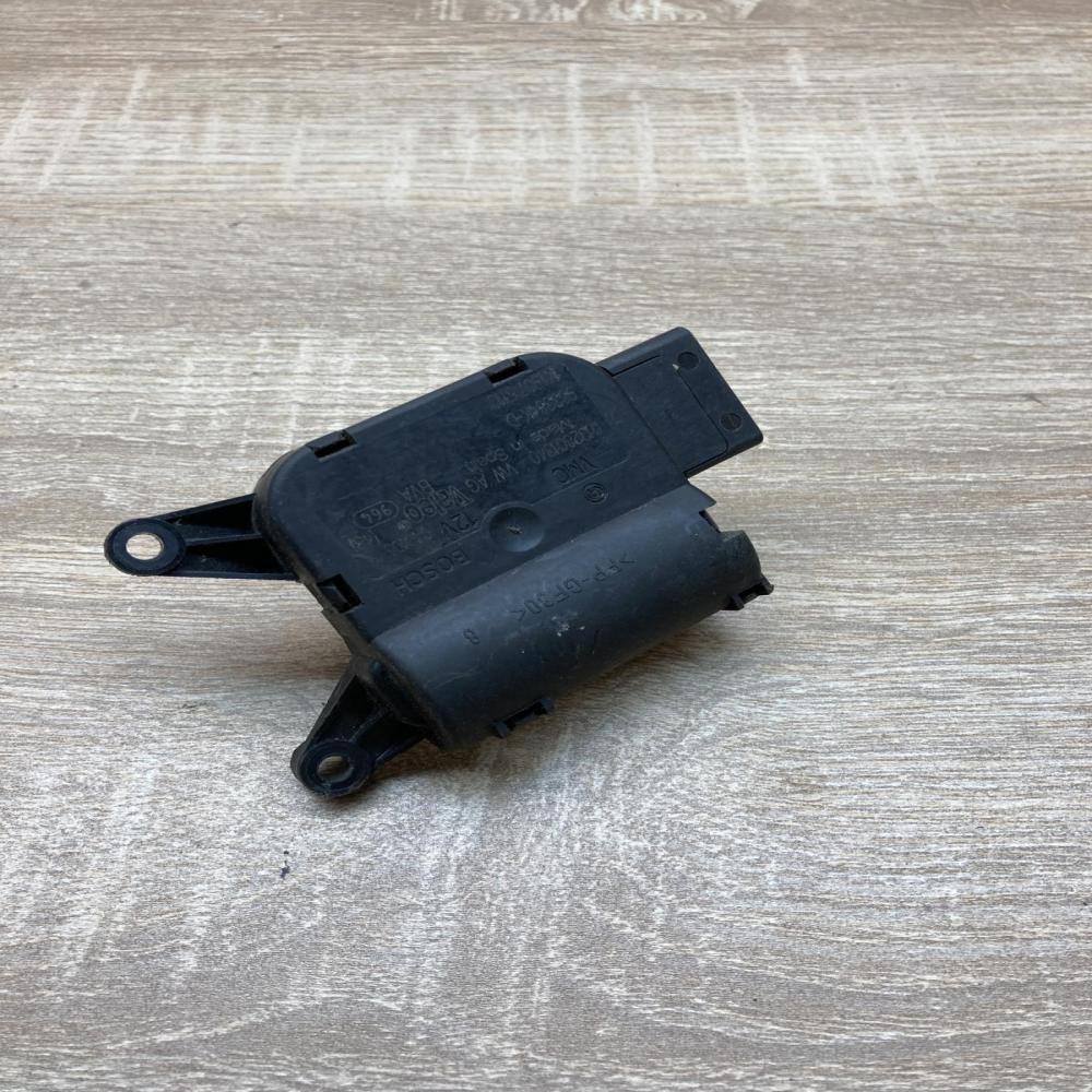 1K1907511C 0132801340  Air flap motor/actuator Volkswagen Golf V