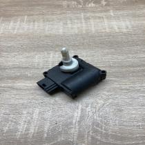 4E0820511 0132801323  Air flap motor/actuator Audi A8 S8 D3 4E