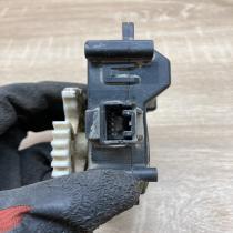 063800 0171   Air flap motor/actuator Lexus IS 220D-250-350