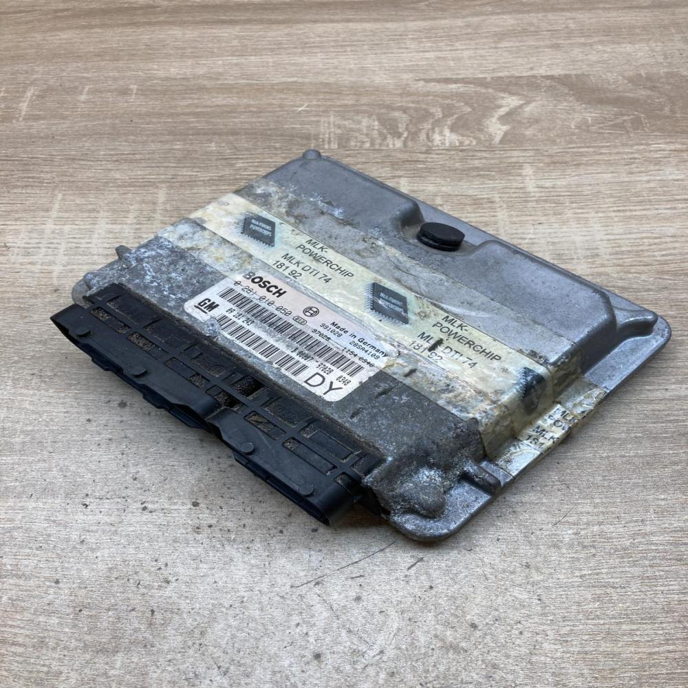 09181243 0281010050  Engine control unit/module ECU Opel Astra G