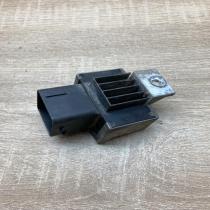 9640469680   Glow plug pre-heat relay Citroen C5