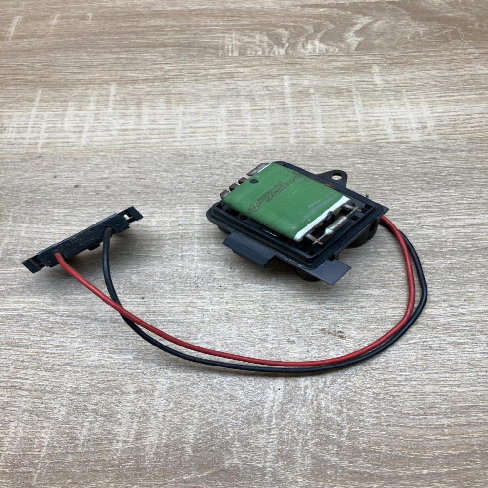 654758Z 300698  Heater blower motor/fan resistor Renault Clio II