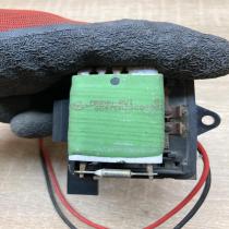 654758Z 300698  Heater blower motor/fan resistor Renault Clio II