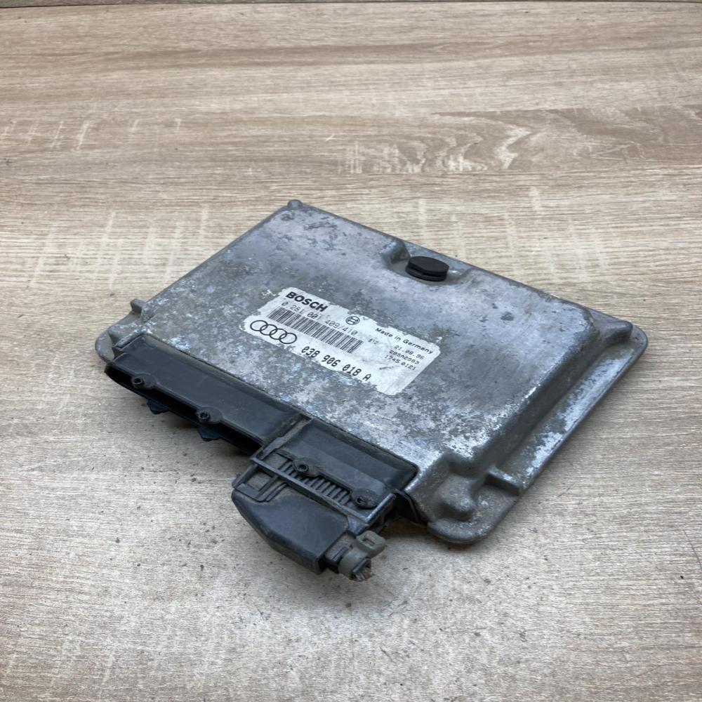 038906018A 0281001409  Engine control unit/module ECU Audi A3 S3 8L