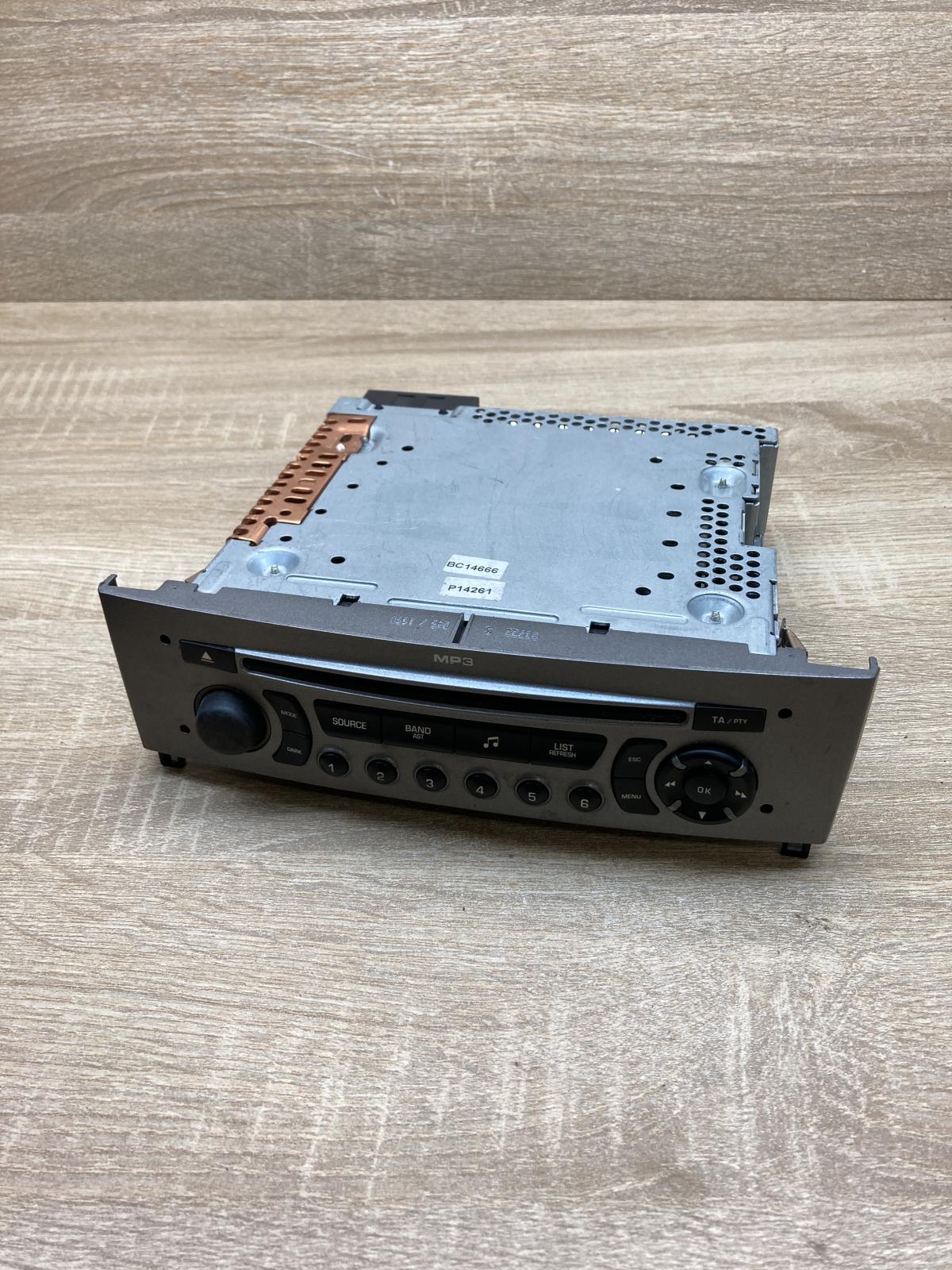 96650206XH A2C53287224  Radio/CD/DVD/GPS head unit Peugeot 308