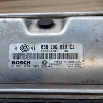038906019CJ 0281010302  Engine control unit/module ECU Volkswagen Golf IV