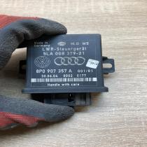 8P0907357A 5LA008379  Light module LCM Audi A4 S4 B7 8E 8H