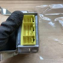 89170 0D100 209996 104  Airbag control unit/module Toyota Yaris