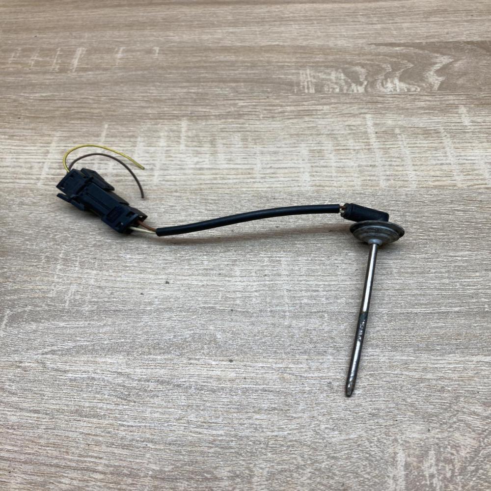 8385563 1378106  Interior temperature sensor BMW 5 E39