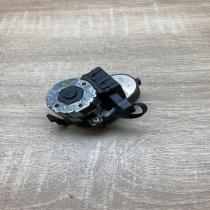 8363795   Air flap motor/actuator BMW 5 E39