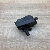 74931F 121202  Air flap motor/actuator Volvo XC90