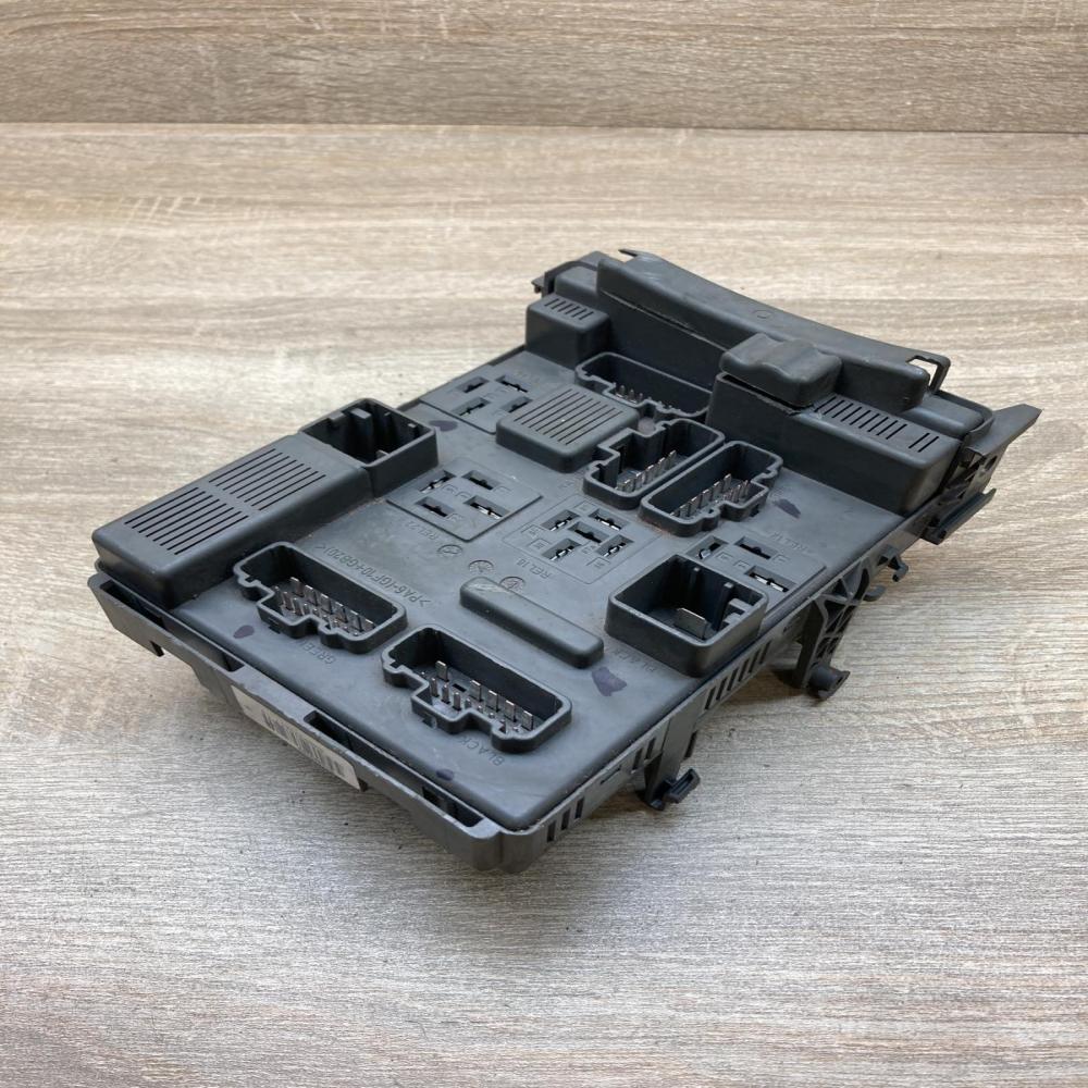 8200371617 8200371617 B 518883103 Fuse module Renault Espace -  Grand espace IV