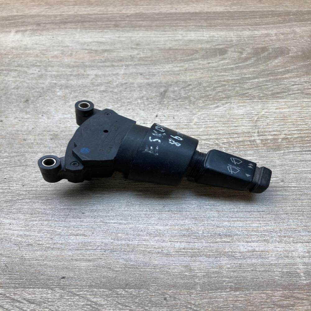 87AG17K478CA   Wiper control stalk Ford Escort