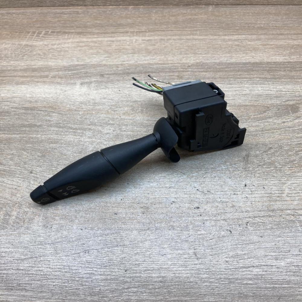 98AG17A553CC   Wiper control stalk Ford Focus