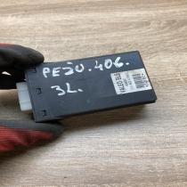 9630668977   Central locking relay Peugeot 406