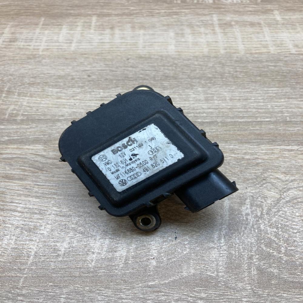 4B1820511D   Air flap motor/actuator Audi A6 S6 C5 4B