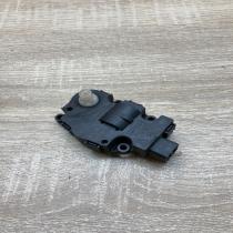 25062009 K9749005  Air flap motor/actuator Audi A5 8T 8F