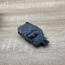 25062009 K9749005  Air flap motor/actuator Audi A5 8T 8F