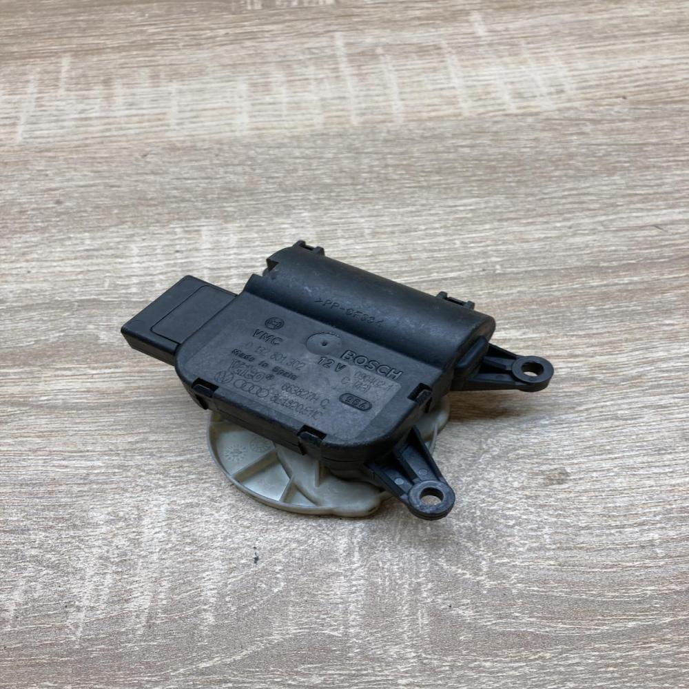 8E1820511C 0132801302  Air flap motor/actuator Audi A4 S4 B6 8E 8H