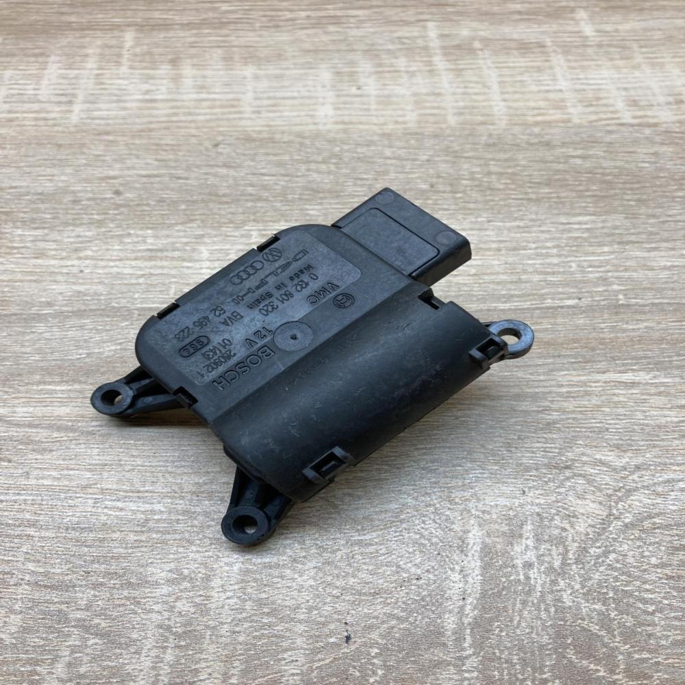 0132801320 52495223  Air flap motor/actuator Volkswagen Touareg I