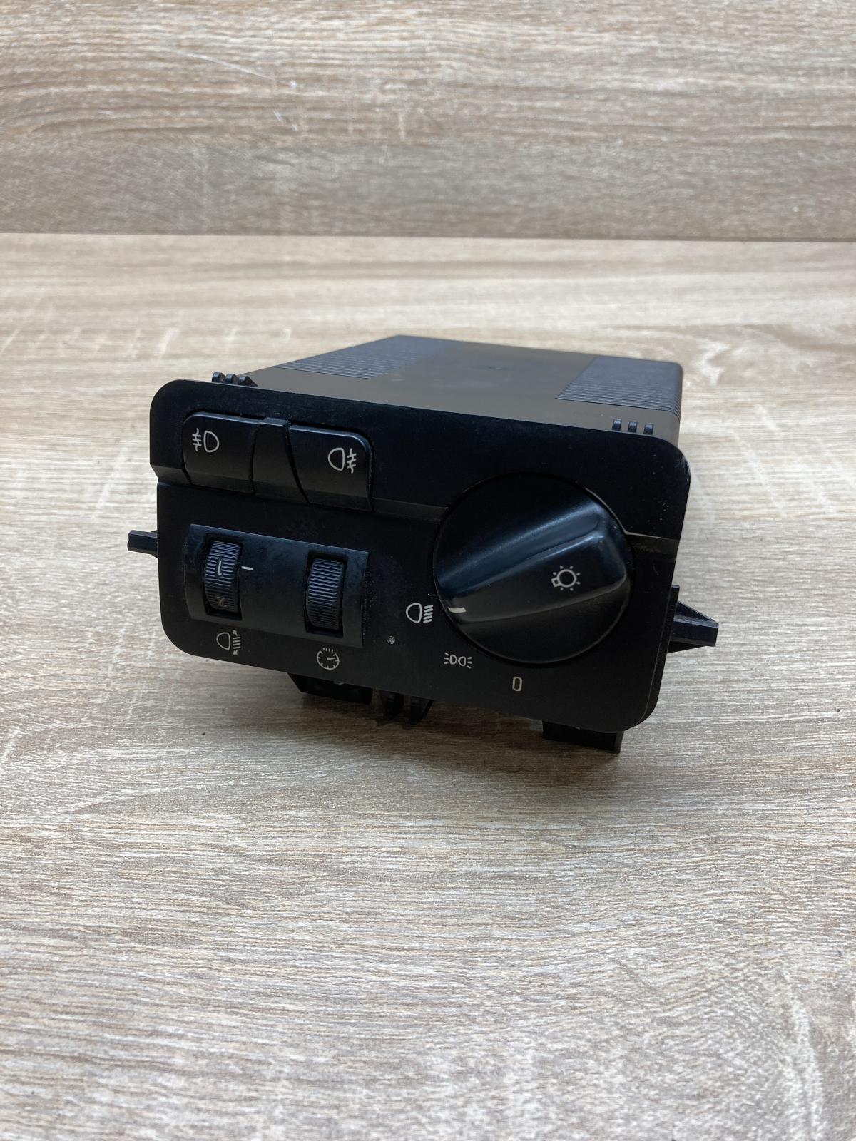 6907947 086480061  Light switch BMW 3 E46