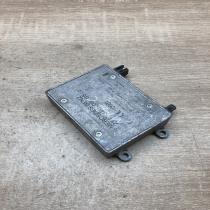 2118200885 09760113  Aerial antenna amplifier Mercedes-Benz E W211