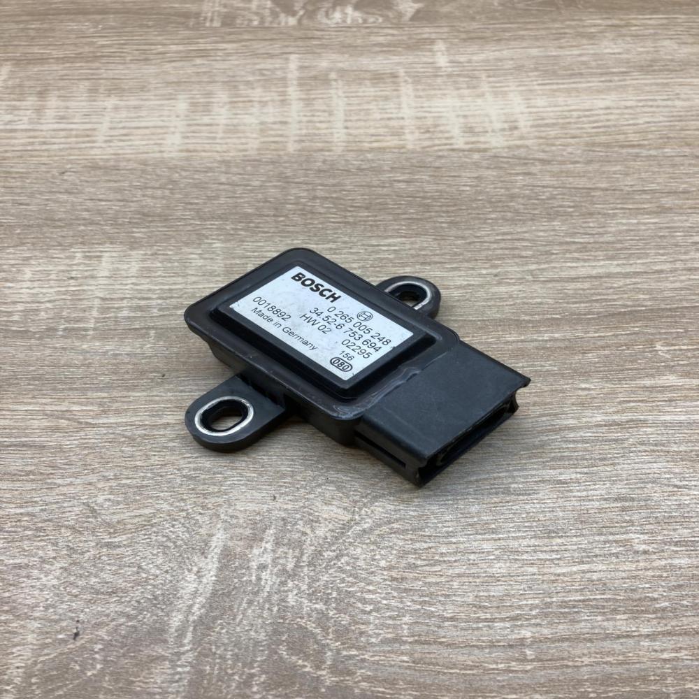6753694 0265005248  ESP acceleration yaw rate sensor BMW 5 E39