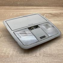 DN038151 120786 260 05380 Front seat light Toyota Avensis T270