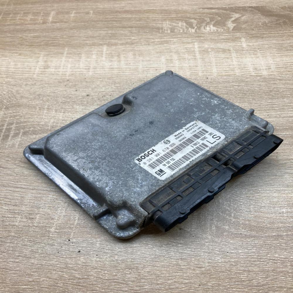 90589736 0281001670  Engine control unit/module ECU Opel Astra G