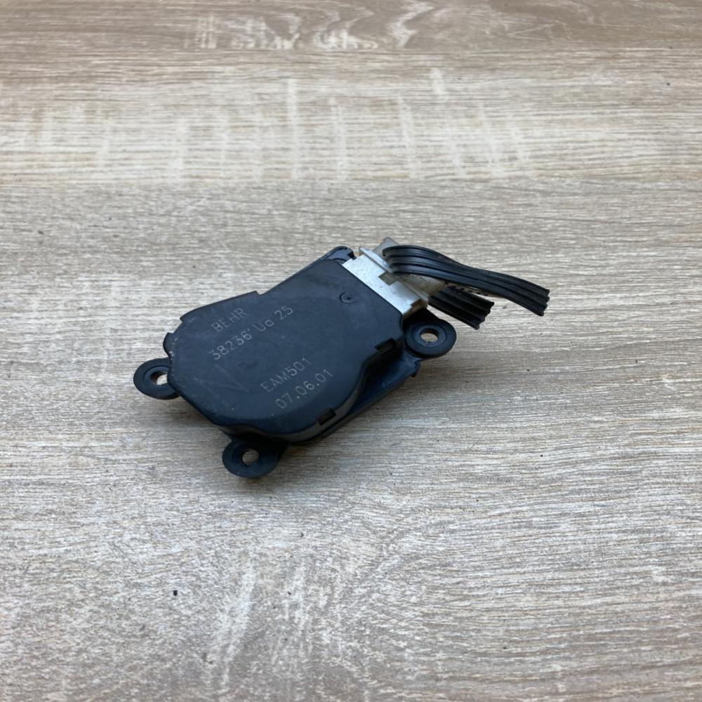 38236Ua25 EAM501  Air flap motor/actuator Citroen Xsara Picasso